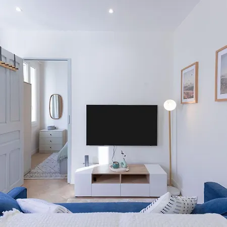 Appartement Leandre Sardou By Halldis